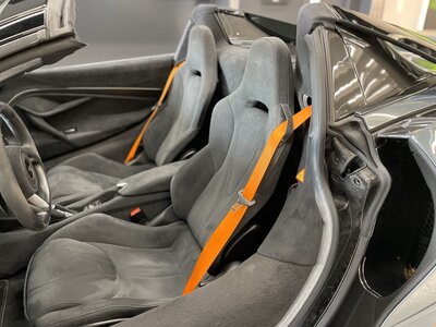صورة 30 لـ 2019 Mclaren 720S SPIDER