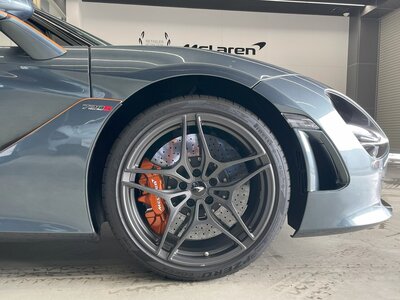 صورة 17 لـ 2019 Mclaren 720S SPIDER