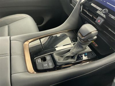 2025 Toyota ALPHARD — фото 28