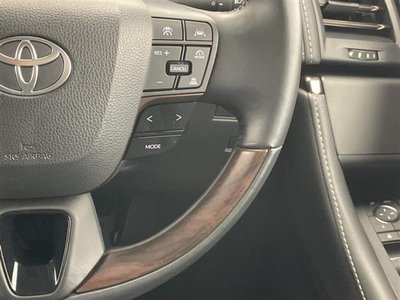 2025 Toyota ALPHARD — фото 23