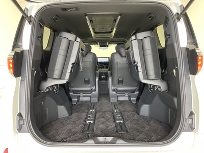 2025 Toyota ALPHARD — фото 78