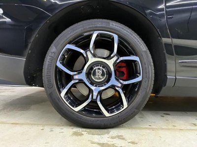 صورة 31 لـ 2021 ROLLS-ROYCE CULLINAN