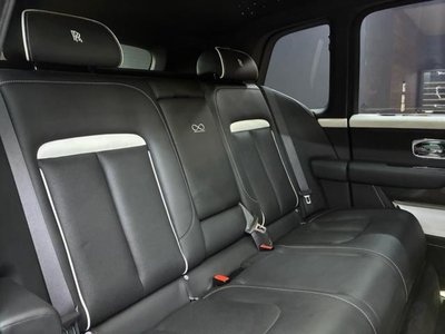صورة 19 لـ 2021 ROLLS-ROYCE CULLINAN