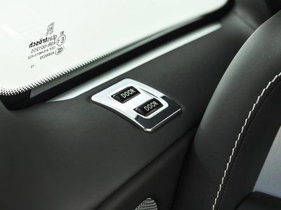 2015 ROLLS-ROYCE PHANTOM DROPHEAD COUPE 缩略图 40