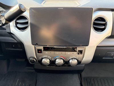 صورة 16 لـ 2014 Toyota TUNDRA