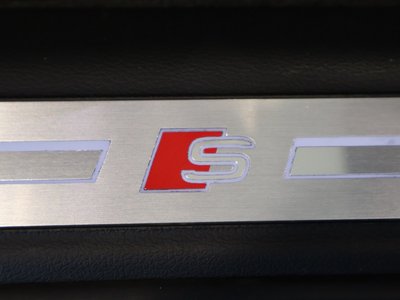 صورة مصغرة 41 لـ 2024 AUDI S8