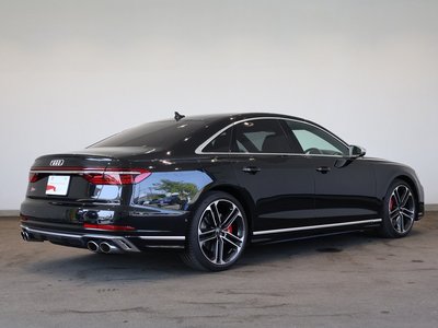 صورة مصغرة 5 لـ 2024 AUDI S8