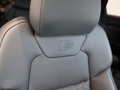 صورة مصغرة 16 لـ 2024 AUDI S8