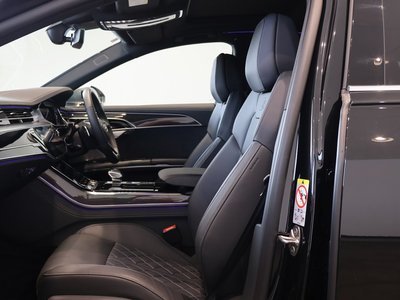 صورة مصغرة 17 لـ 2024 AUDI S8