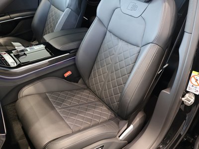 صورة مصغرة 18 لـ 2024 AUDI S8