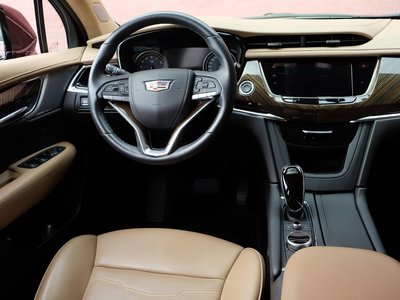 2022 Cadillac XT6 — фото 40