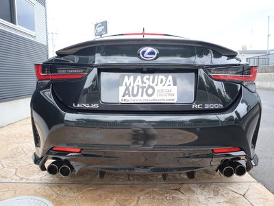 صورة 10 لـ 2021 Lexus RC