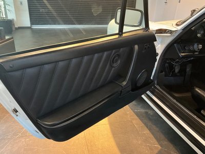 صورة مصغرة 33 لـ 1979 Porsche 911
