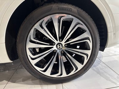 صورة مصغرة 45 لـ 2023 Bentley BENTAYGA
