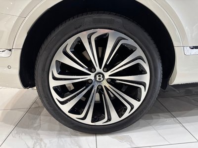 صورة مصغرة 46 لـ 2023 Bentley BENTAYGA