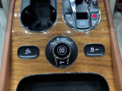 صورة مصغرة 49 لـ 2023 Bentley BENTAYGA