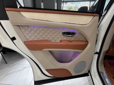 صورة مصغرة 66 لـ 2023 Bentley BENTAYGA