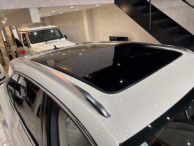 صورة مصغرة 37 لـ 2023 Bentley BENTAYGA