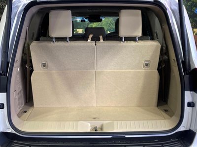 صورة مصغرة 36 لـ 2023 Toyota LAND CRUISER 300
