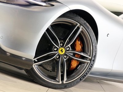 صورة 32 لـ 2021 Ferrari ROMA