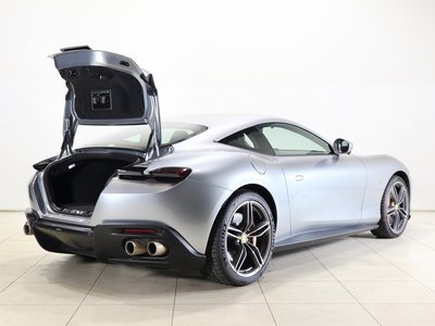 صورة 22 لـ 2021 Ferrari ROMA