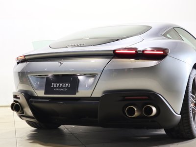 صورة 20 لـ 2021 Ferrari ROMA