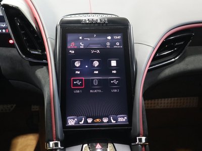 صورة 24 لـ 2021 Ferrari ROMA