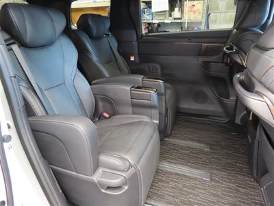 صورة 21 لـ 2023 Toyota ALPHARD