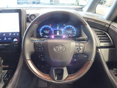 صورة 6 لـ 2023 Toyota ALPHARD