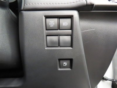 صورة 16 لـ 2023 Toyota ALPHARD