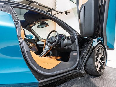 صورة 20 لـ 2019 Mclaren 720S SPIDER