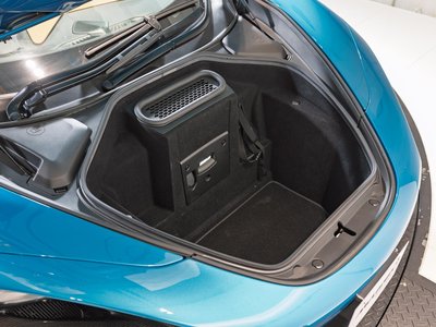 صورة 38 لـ 2019 Mclaren 720S SPIDER