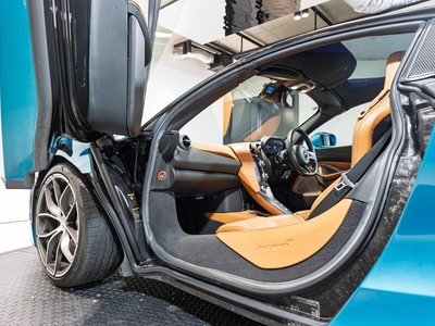 صورة 19 لـ 2019 Mclaren 720S SPIDER