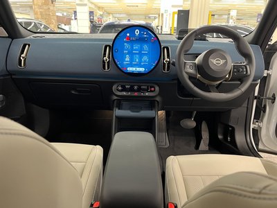 صورة 3 لـ 2025 MINI COOPER COUNTRYMAN