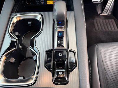 2023 Lexus RX thumbnail 50