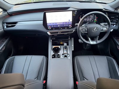 2023 Lexus RX photo 2
