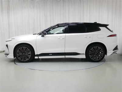 صورة 2 لـ 2025 Toyota CROWN ESTATE