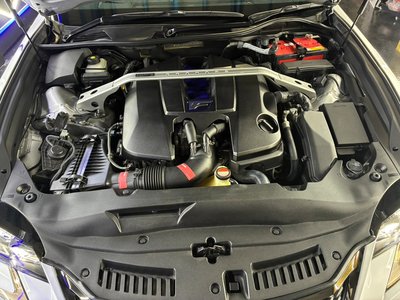 2016 Lexus GS F photo 25