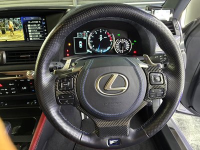 2016 Lexus GS F photo 3