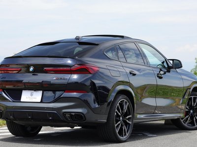 صورة 8 لـ 2023 BMW X6