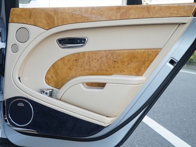 صورة 46 لـ 2011 Bentley MULSANNE