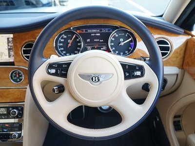 صورة 41 لـ 2011 Bentley MULSANNE