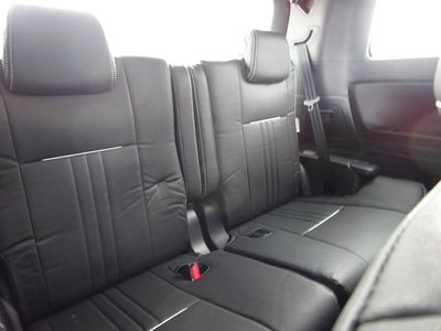 صورة 42 لـ 2025 Toyota ALPHARD
