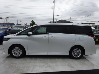 صورة 11 لـ 2025 Toyota ALPHARD