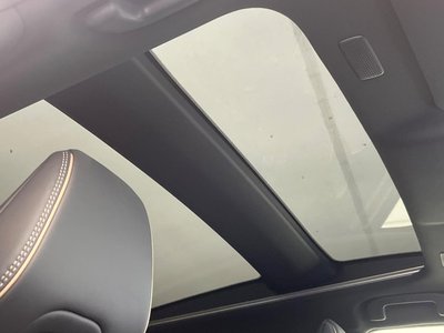 2024 Toyota CROWN SPORT 照片 3