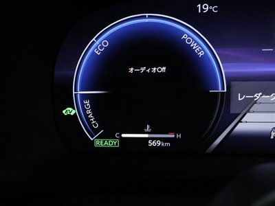 2026 Toyota CROWN ESTATE thumbnail 17