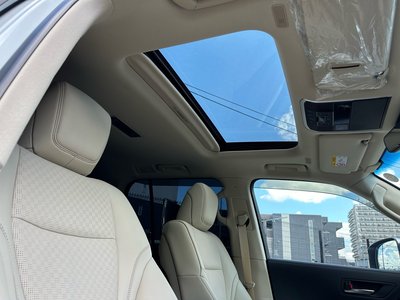 2023 Toyota LAND CRUISER 300 — фото 20