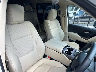 2023 Toyota LAND CRUISER 300 — фото 21