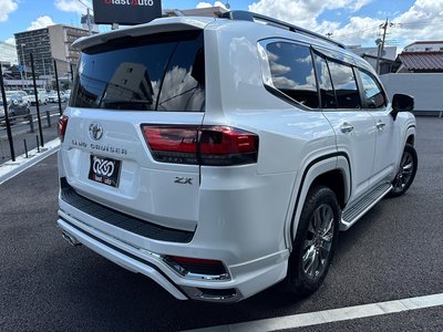 2023 Toyota LAND CRUISER 300 — фото 9