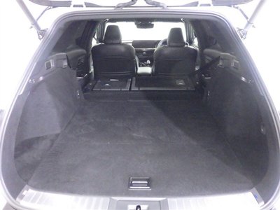صورة مصغرة 35 لـ 2025 Toyota CROWN ESTATE